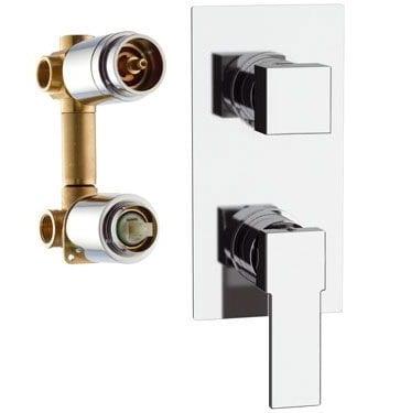 Смеситель для ванны и душа Remer Wellness Qubika Q937 (хром)