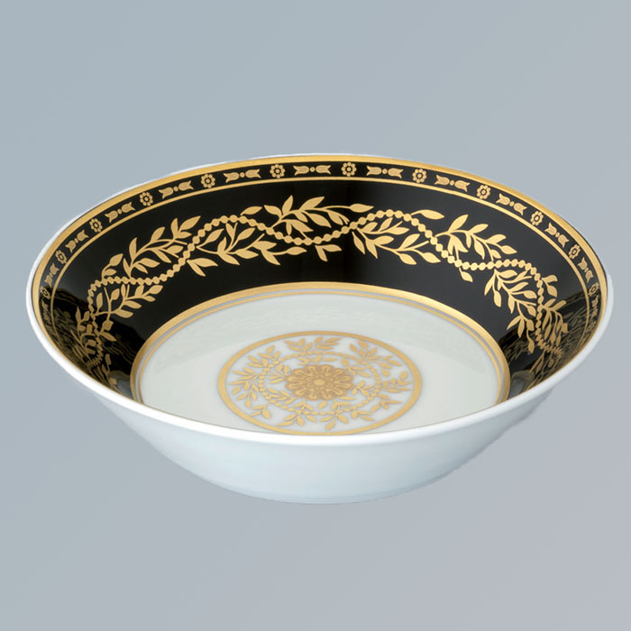 Блюдо фарфоровое настольное THG Marquise Porcelaine Noire 13x13 см. A7F-A02-4615 (белый, декор: черный, золотой)