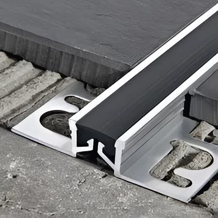 Деформационный шов Progress Profiles Proflex PFXAL 20N 2.5 м. (алюминий/черный)