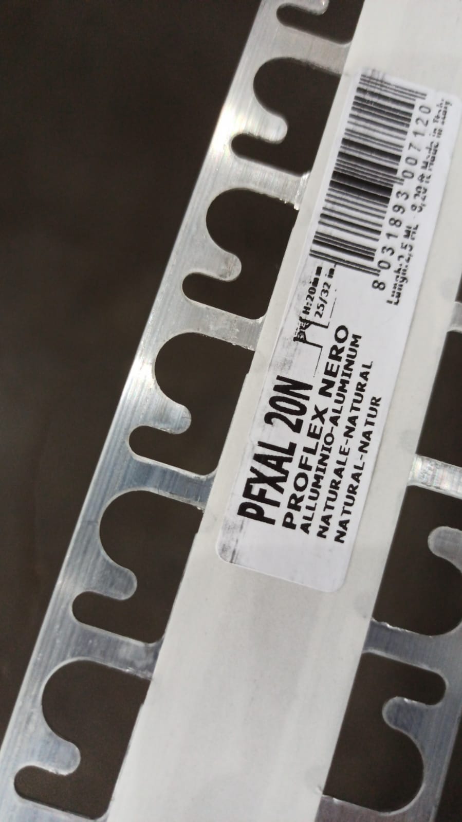 Деформационный шов Progress Profiles Proflex PFXAL 20N 2.5 м. (алюминий/черный)