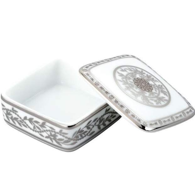Коробка для таблеток керамическая 5.5x5.5 см. Marquise platinum decor A7G-A02-4617 (белый, платина)