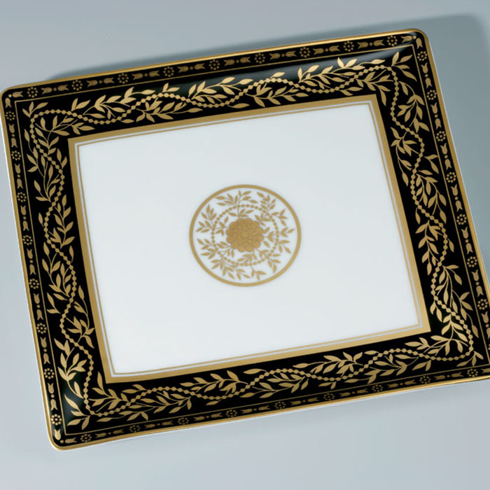Поднос фарфоровый THG Marquise Porcelaine Noire 12.2x11 см. A7F-A02-4612 (белый, декор: черный, золотой)