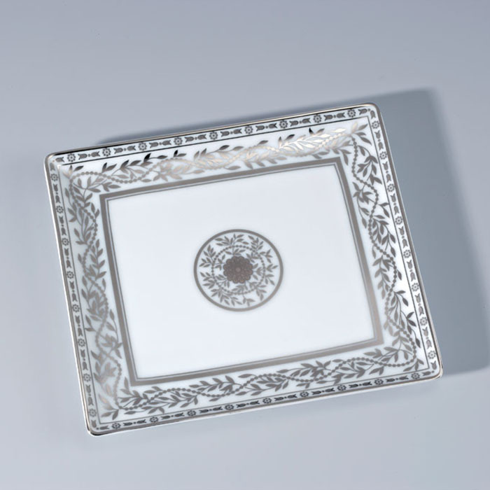 Поднос керамический настольный Marquise platinum decor 17.1x15.4 см. A7G-A02-4613 (белый, платина)