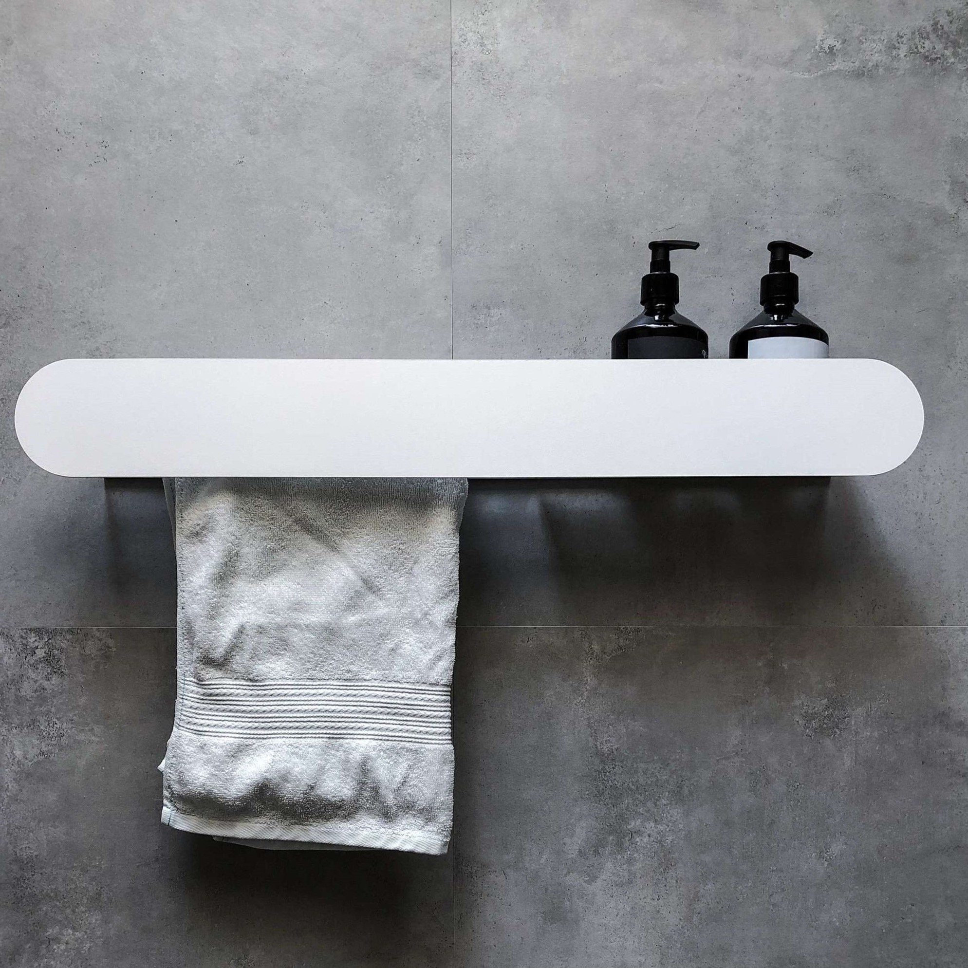 Полка со штангой Tezza Due Disco 100 см (белый), полотенцедержатель слева