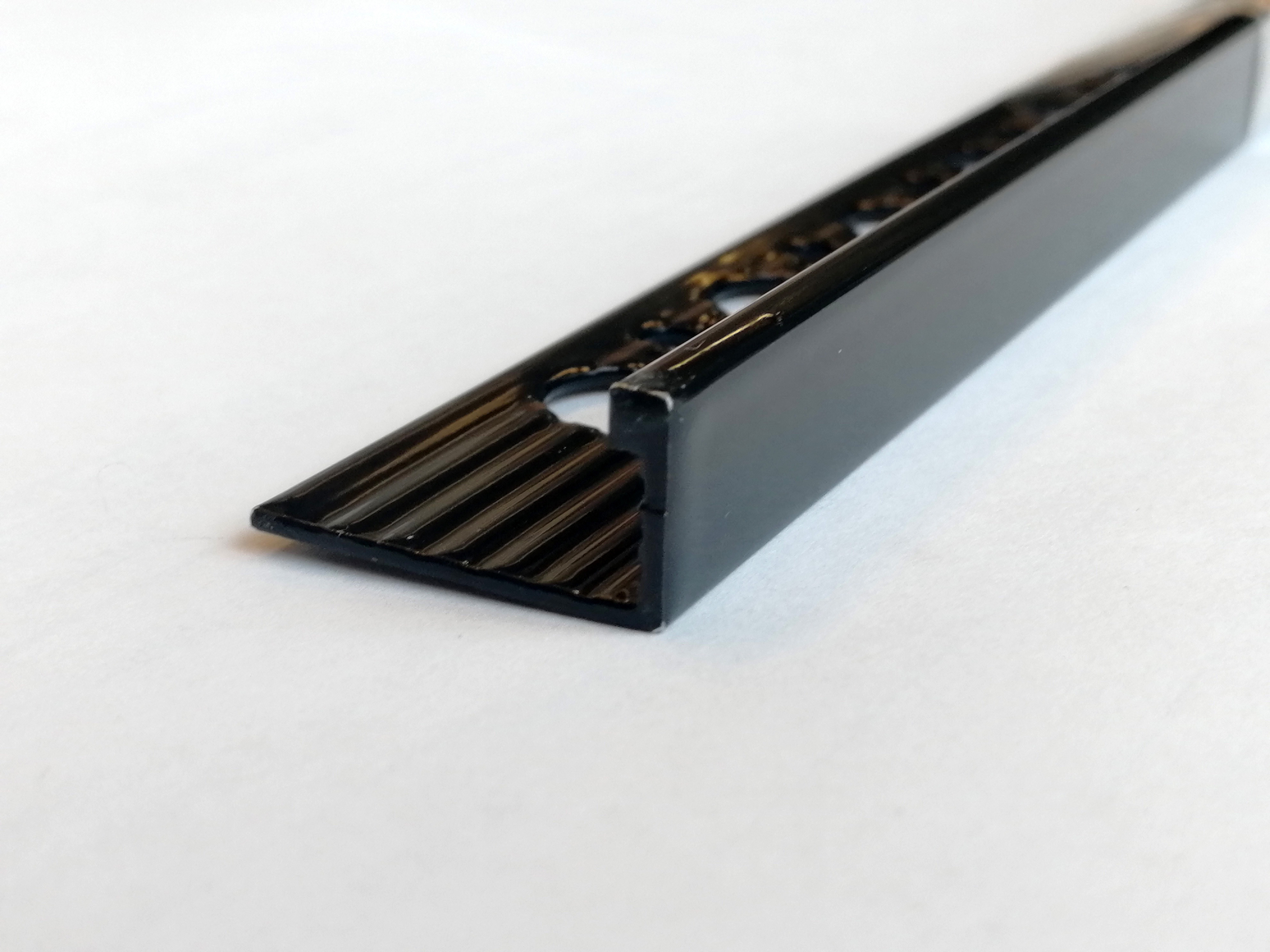 Профиль Progress Profiles Proterminal PTA 045-11 2.7 м. (черный), окрашенный