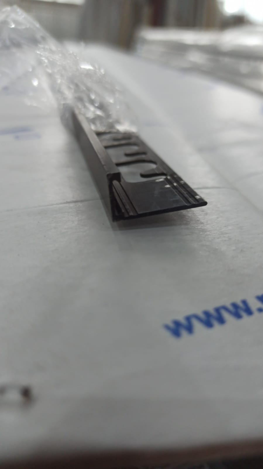 Профиль Progress Profiles Proterminal PTNE 10 2.7 м. (черный), матовый