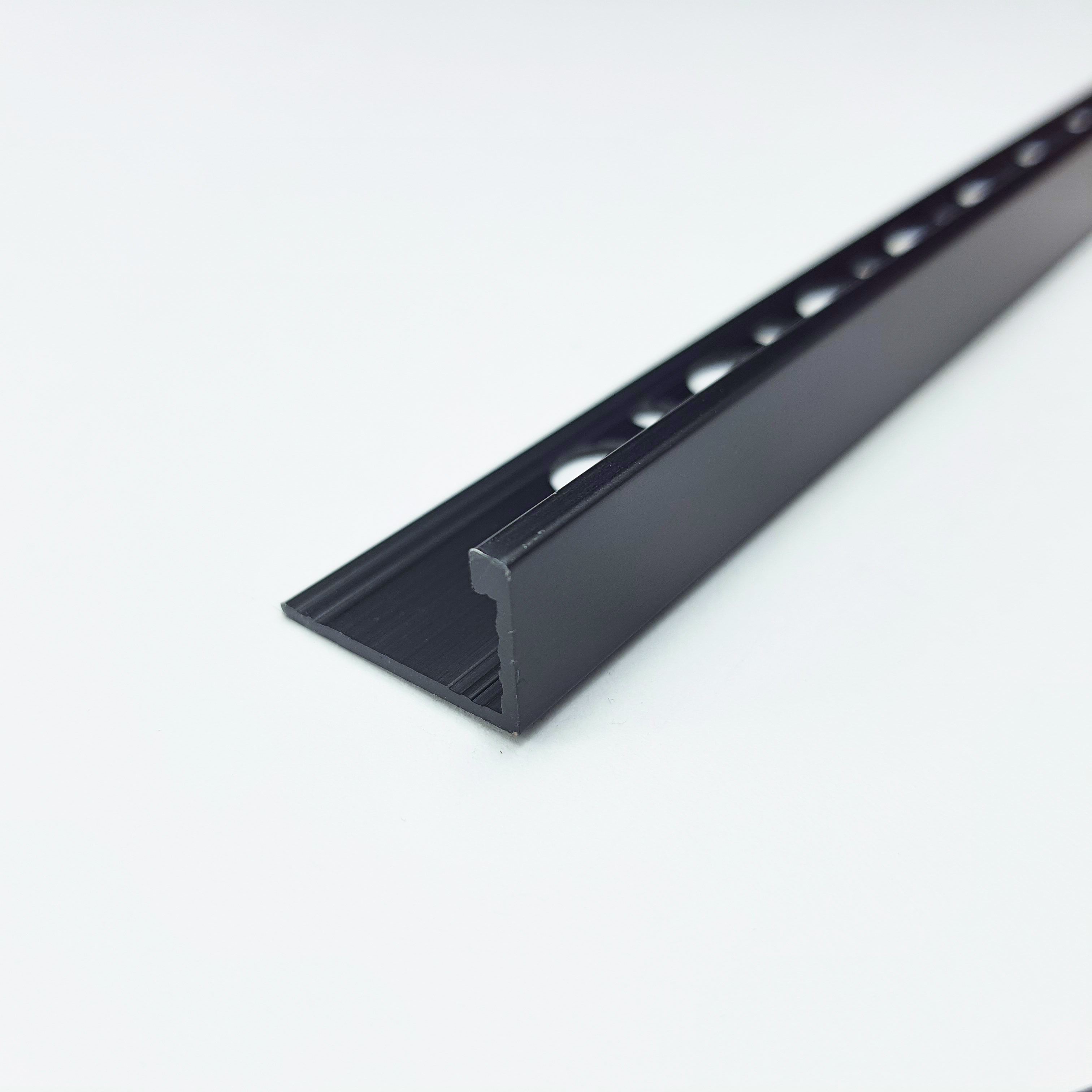 Профиль Progress Profiles Proterminal PTNEO 125 2.7 м. (черный), матовый