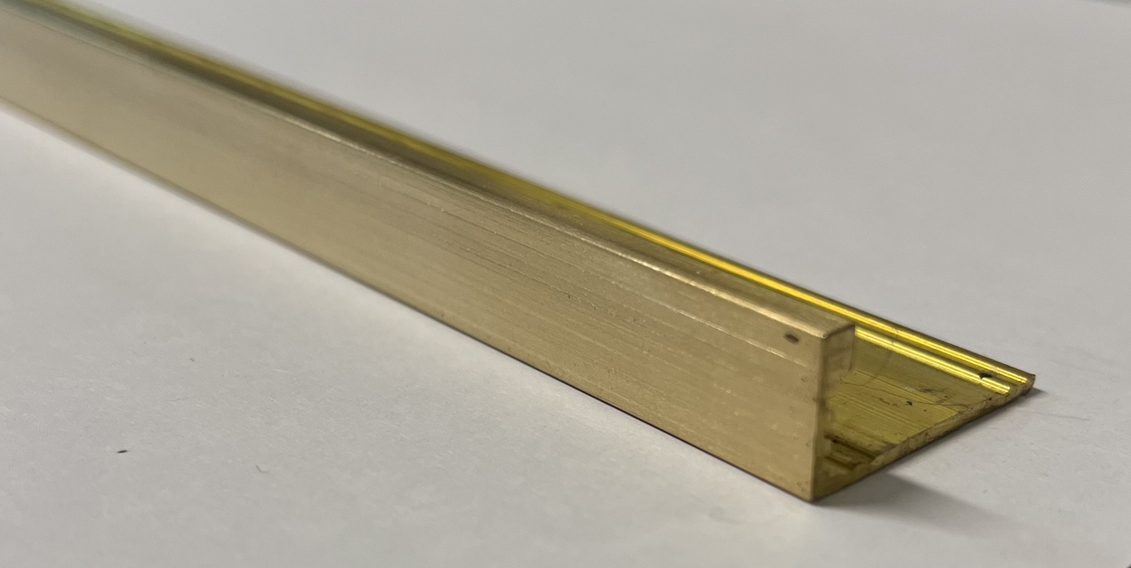 Профиль Progress Profiles Proterminal PTOS 08 2.7 м. (латунь сатинированная)