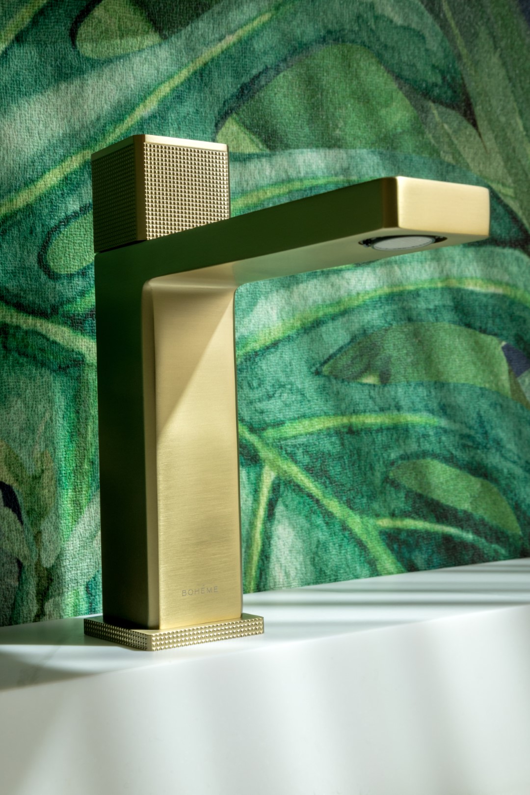 Смеситель для раковины автоматический Boheme Quad 159-MG (золото матовое), без донного клапана