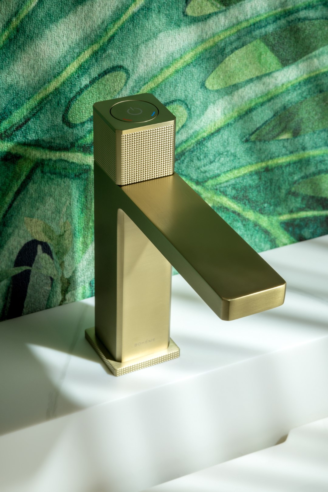 Смеситель для раковины автоматический Boheme Quad 159-MG (золото матовое), без донного клапана