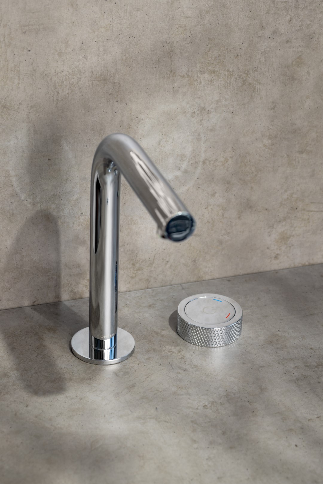 Смеситель для раковины автоматический Boheme Tech 158-CR (хром), без донного клапана