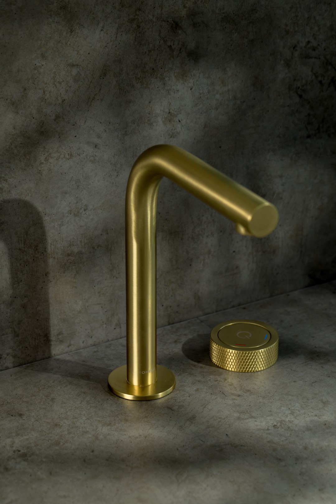 Смеситель для раковины автоматический Boheme Tech 158-MG (золото матовое), без донного