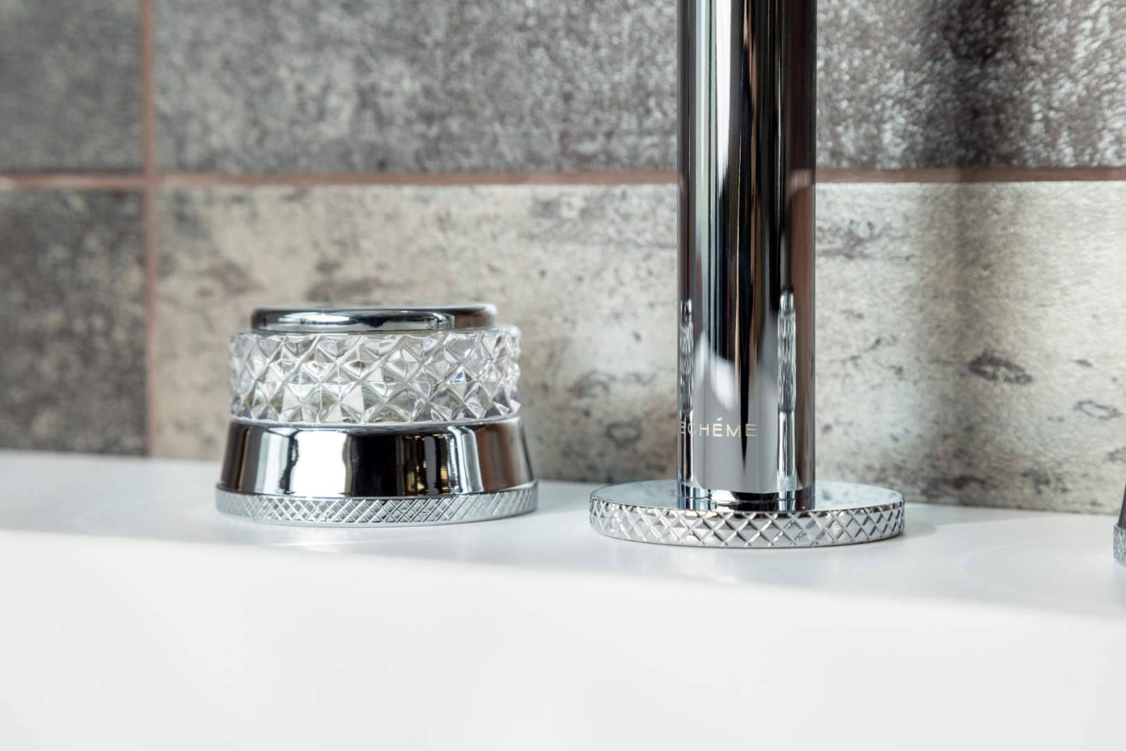 Смеситель для раковины Boheme Aura 152-CR-A (хром), без донного клапана