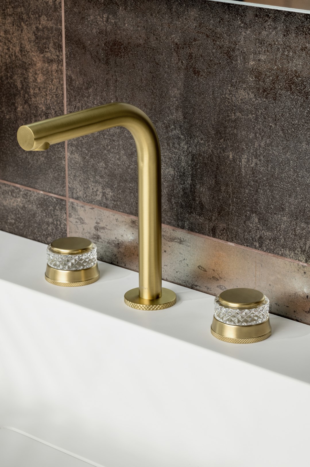 Смеситель для раковины Boheme Aura 152-MG-A (золото матовое), без донного клапана