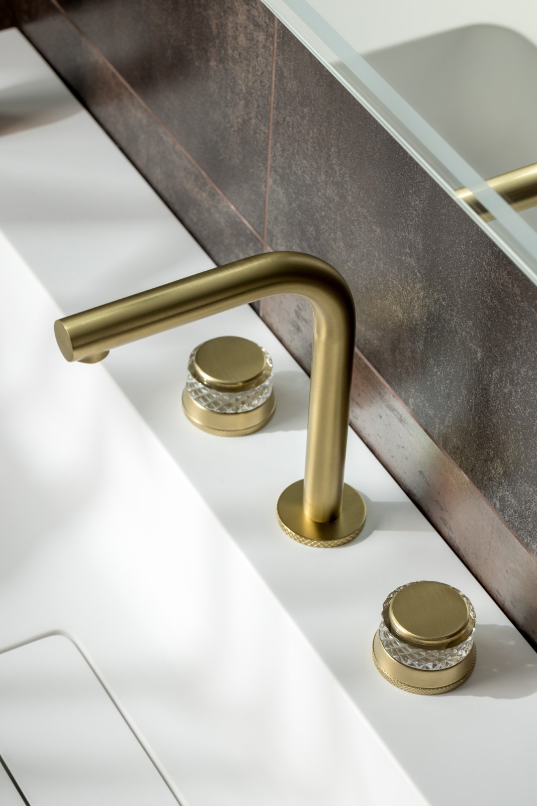 Смеситель для раковины Boheme Aura 152-MG-A (золото матовое), без донного клапана