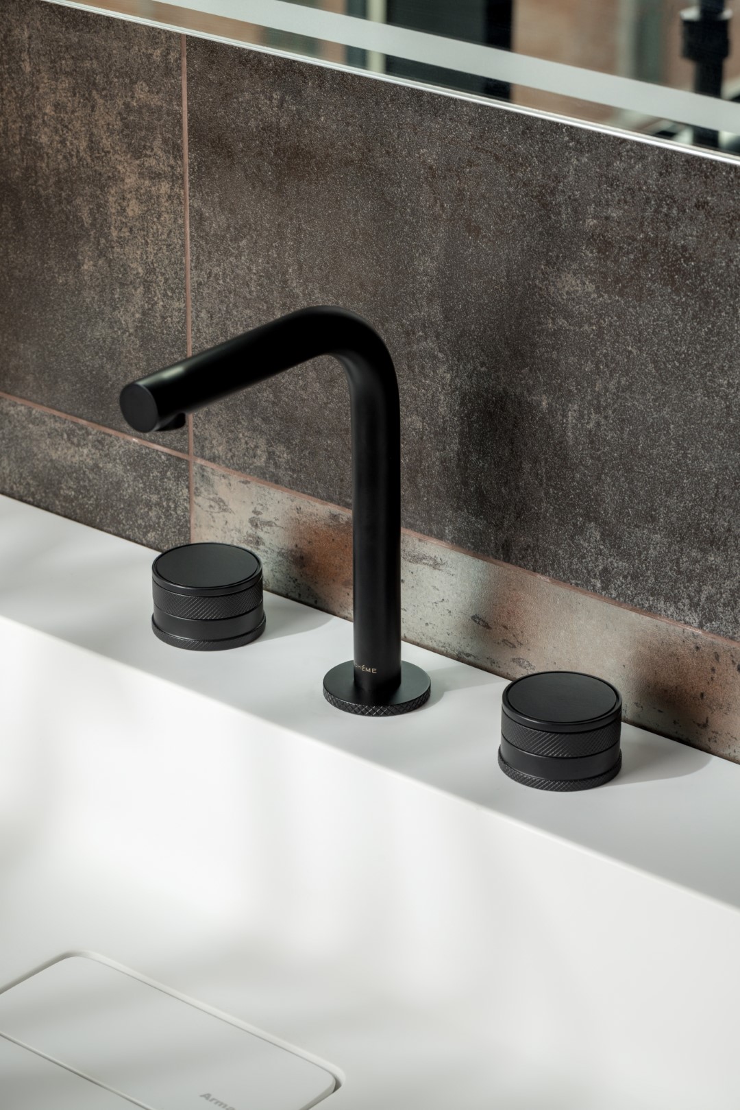 Смеситель для раковины Boheme Prestige 152-B-PR (черный матовый), без донного клапана