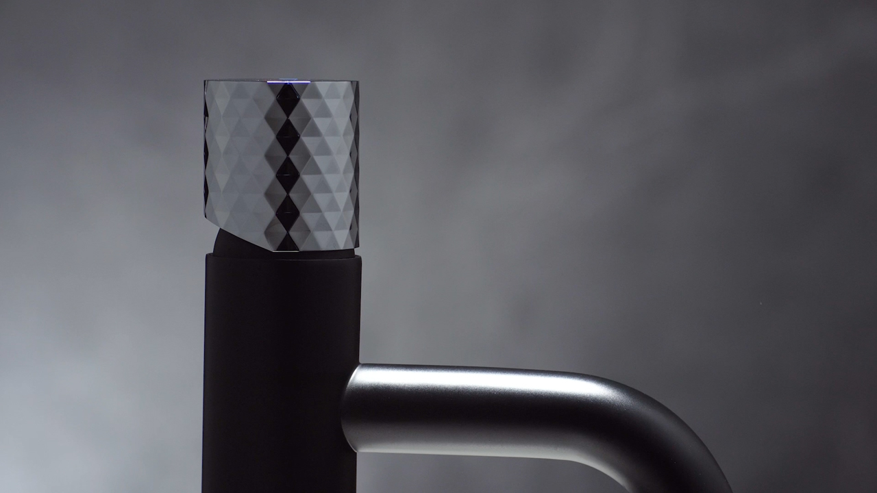 Смеситель для раковины Boheme Stick Diamond 121-BCR (хром, черный матовый), без донного клапана