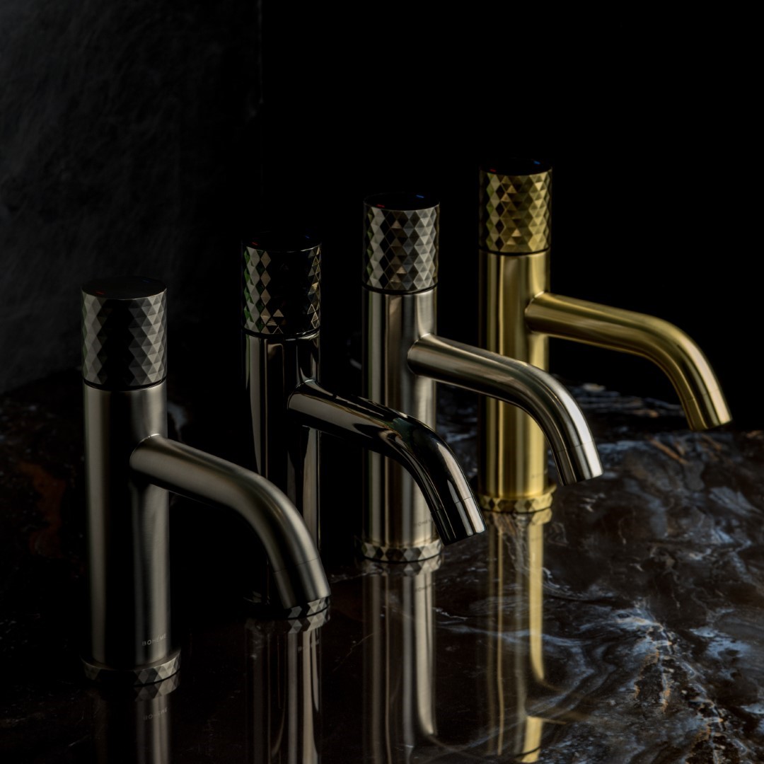 Смеситель для раковины Boheme Stick Diamond 121-SGM (оружейный металл глянцевый), без донного клапана