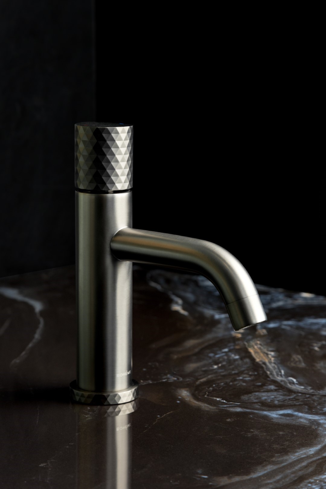 Смеситель для раковины Boheme Stick Diamond 121-NB (никель брашированный), без донного клапана