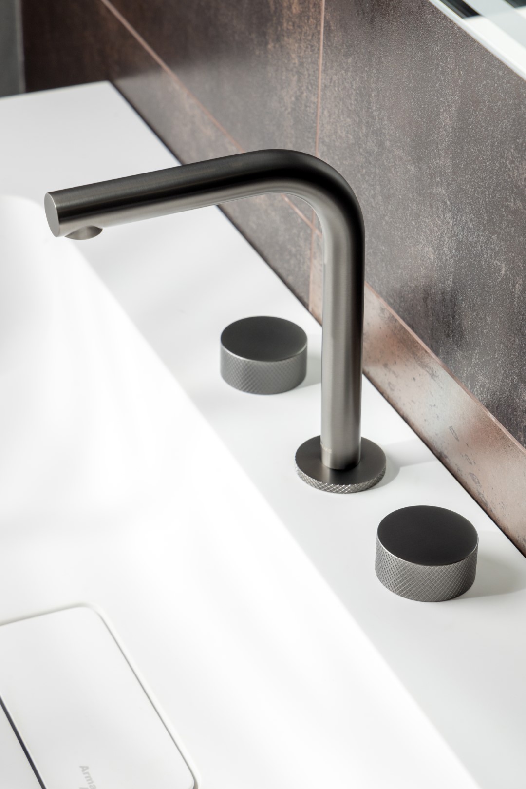 Смеситель для раковины Boheme Stick Touch 152-GM.2 (оружейный металл), без донного клапана