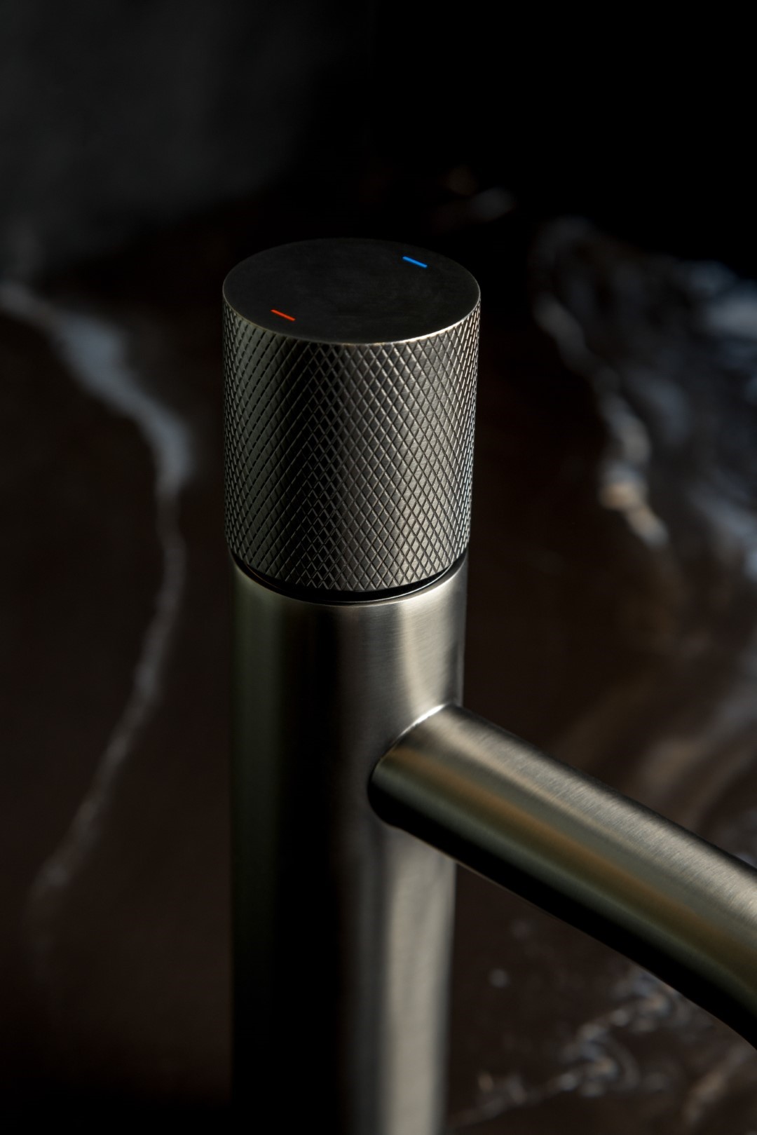 Смеситель для раковины Boheme Stick Touch 121-GM.2 (оружейный металл), без донного клапана