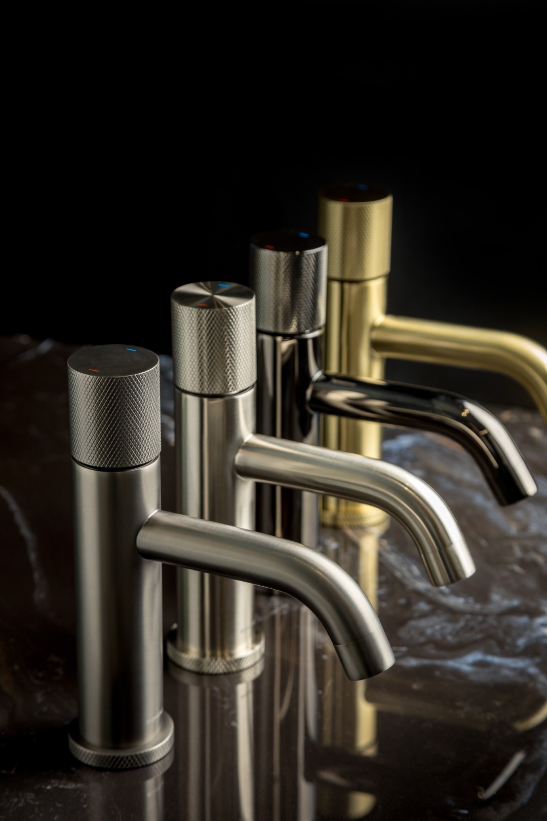 Смеситель для раковины Boheme Stick Touch 121-NB.2 (никель брашированный), без донного клапана