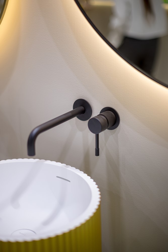 Смеситель для раковины скрытого монтажа Boheme Uno 465-B (черный матовый)