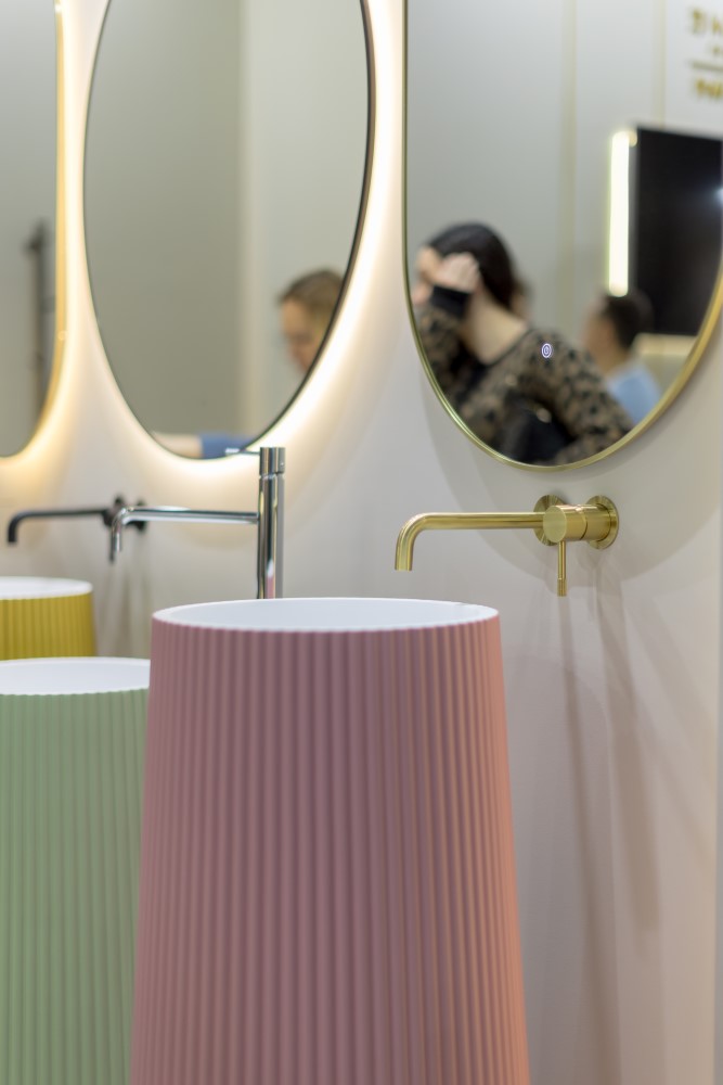 Смеситель для раковины скрытого монтажа Boheme Uno 465-MG (золото матовое)