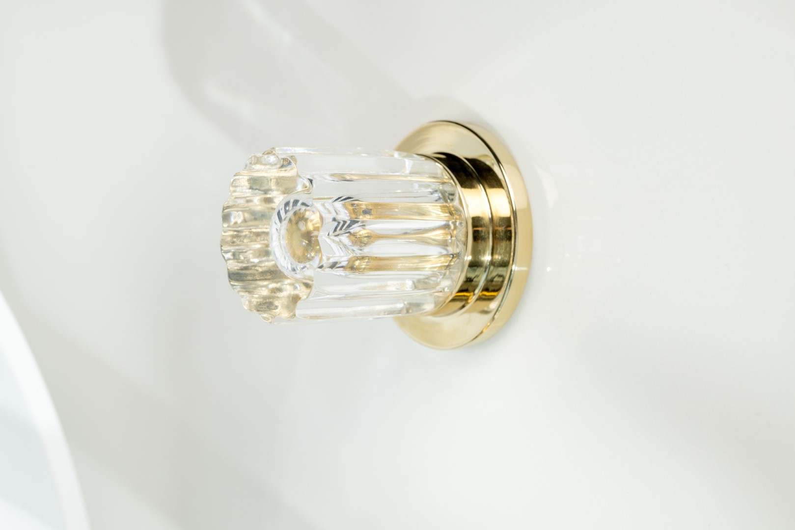 Смеситель для раковины скрытого монтажа Boheme Elegante 152-2-G-EL (золотой), без донного клапана