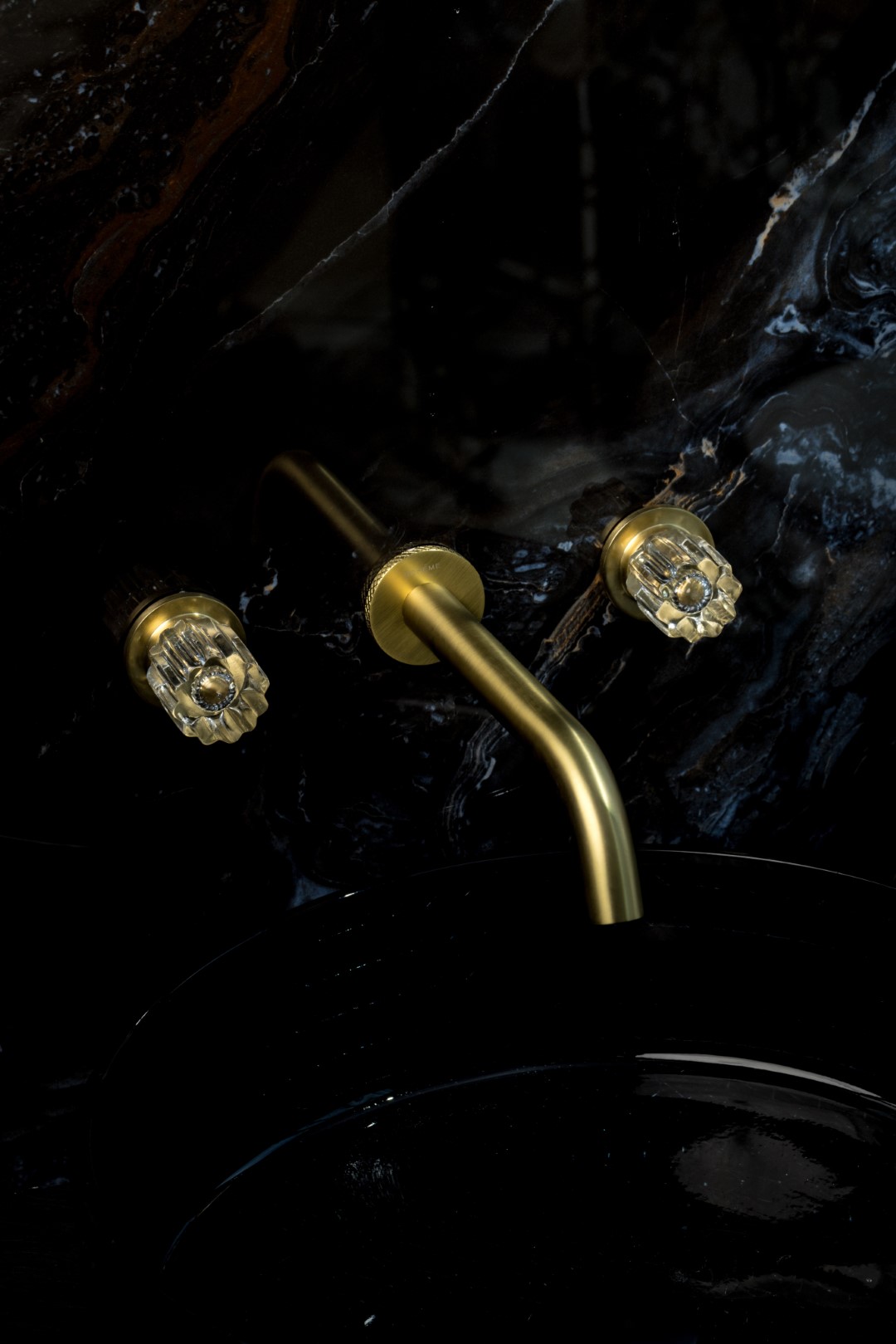 Смеситель для раковины скрытого монтажа Boheme Elegante 152-2-MG-EL (золото матовое), без донного клапана