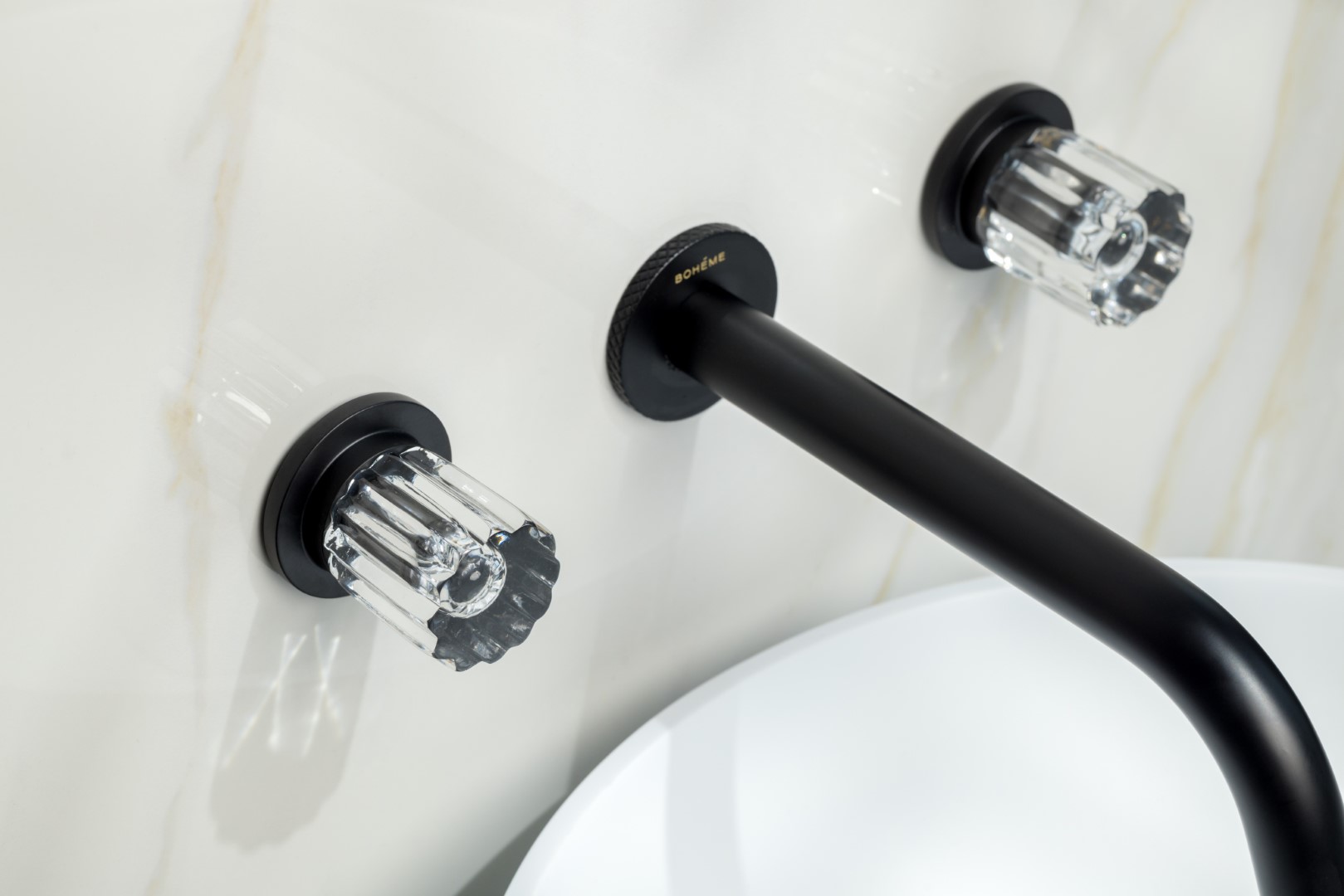 Смеситель для раковины скрытого монтажа Boheme Elegante 152-2-B-EL (черный матовый), без донного клапана