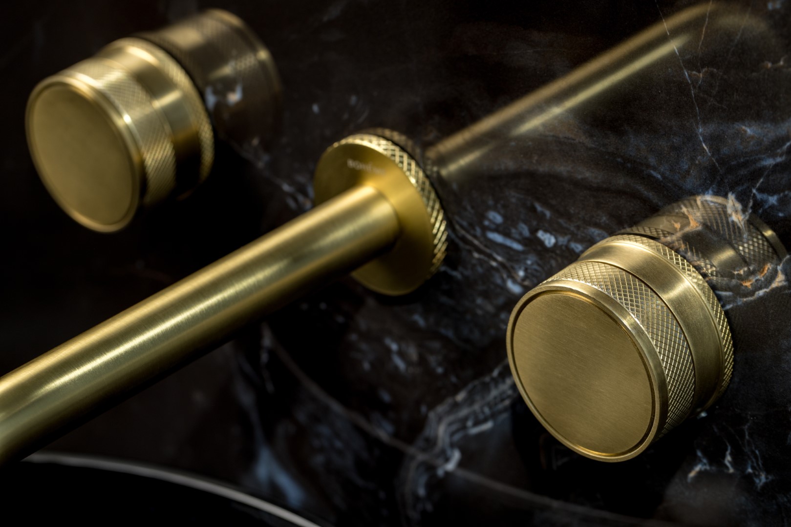 Смеситель для раковины скрытого монтажа Boheme Prestige 152-2-MG-PR (золото матовое), без донного клапана