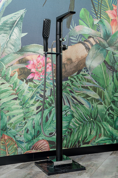 Смеситель для ванны напольный Boheme Venturo 379-B (хром, черный матовый)