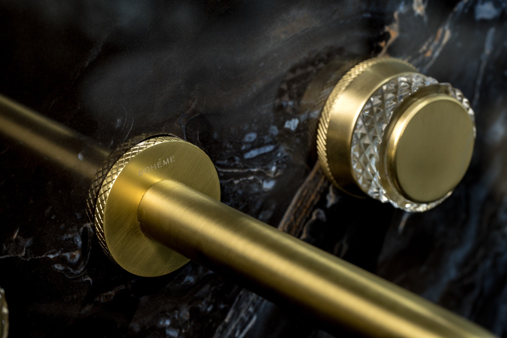 Смеситель для раковины скрытого монтажа Boheme Aura 152-2-MG-A (золото матовое), без донного клапана